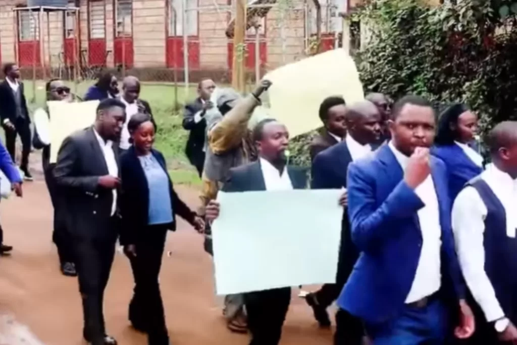 Advocates staging a protest at Maua Law Courts