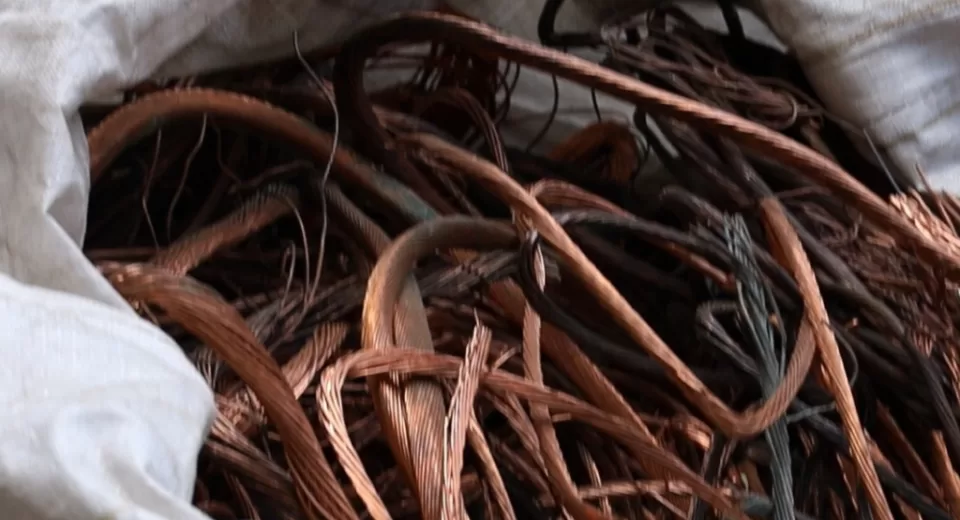 Photo of high-voltage earthing cables and copper components used by Safaricom, KETRACO, and American Telecommunications